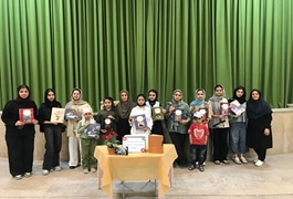 طنینِ حماسه در قلبِ گز و برخوار؛ نوجوانان با نقالی، از فردوسی و شاهنامه روایت کردند